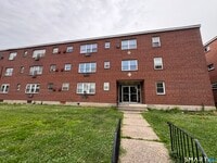 Building Photo - 24 Merrill St