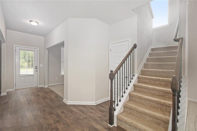 Building Photo - 1157 Burgundy Dr