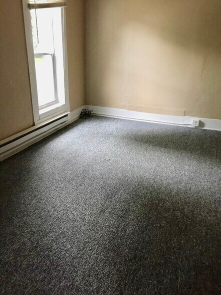 Building Photo - 1101 S Dewey St