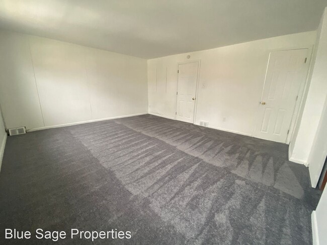 Building Photo - 3 br, 2 bath House - 1638 Powell Rd