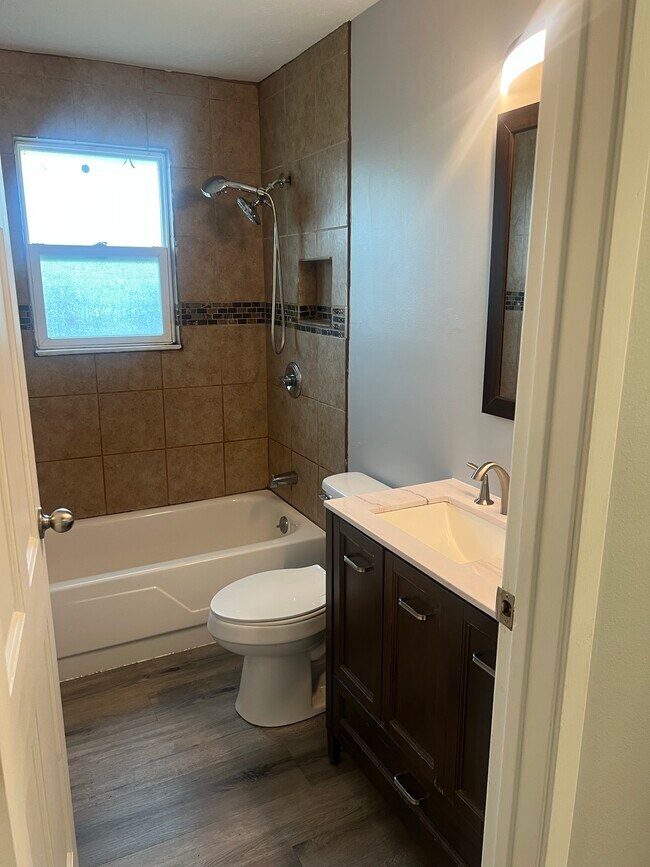 Building Photo - 3733 S Ohio Ave