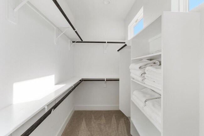 Building Photo - 1807 Lee St