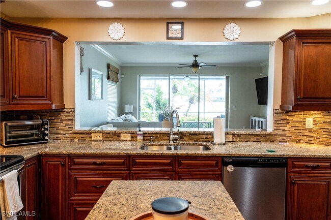 Building Photo - 8340 Mystic Greens Way