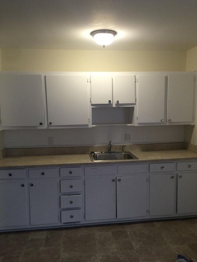 Building Photo - 11201 Herrick Ave