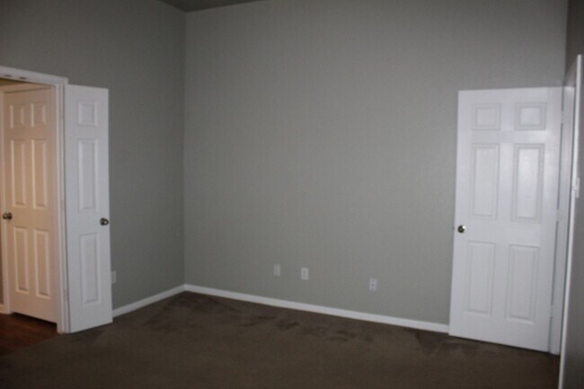 Building Photo - 4 BEDROOM, BELTON ISD, COMMUNITY POOL