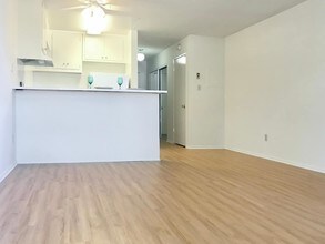 Building Photo - Ocean West Apartments