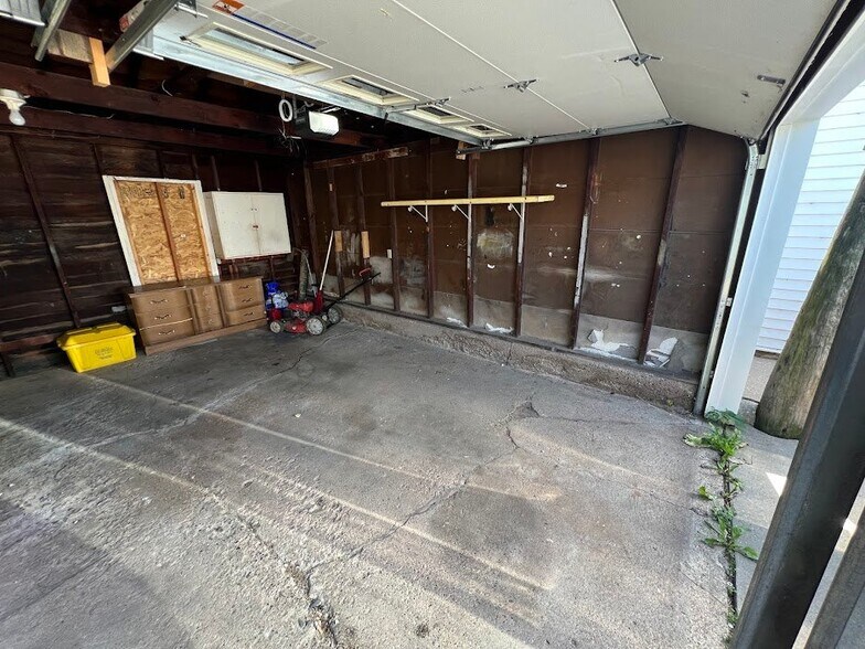 Building Photo - 1525 Fairview Pl