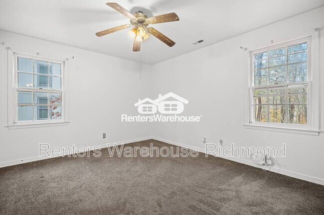 Building Photo - 12330 Deerhurst Dr