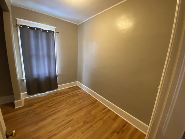 Building Photo - Charming Home in the Country Club Neighborhood!