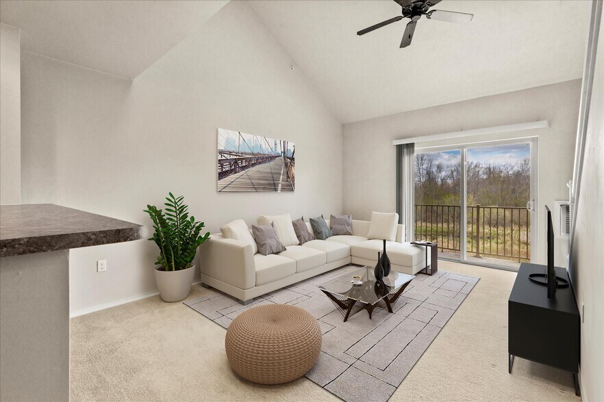 Gorgeous 1 Bedroom Loft Layout - Ponds of Pewaukee Associates LLC