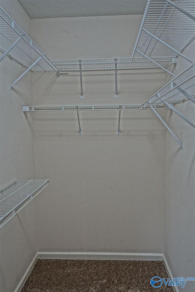 Building Photo - 143 Long Bow Dr