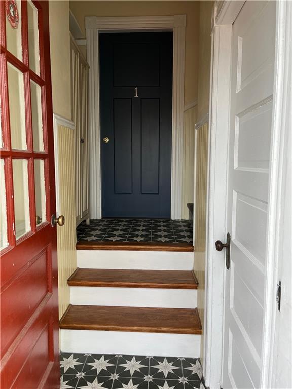 Building Photo - 121 Rutherglen Ave