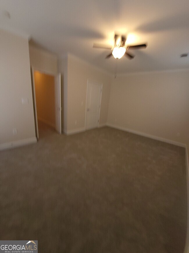 Building Photo - 6411 Hickory Springs Cir