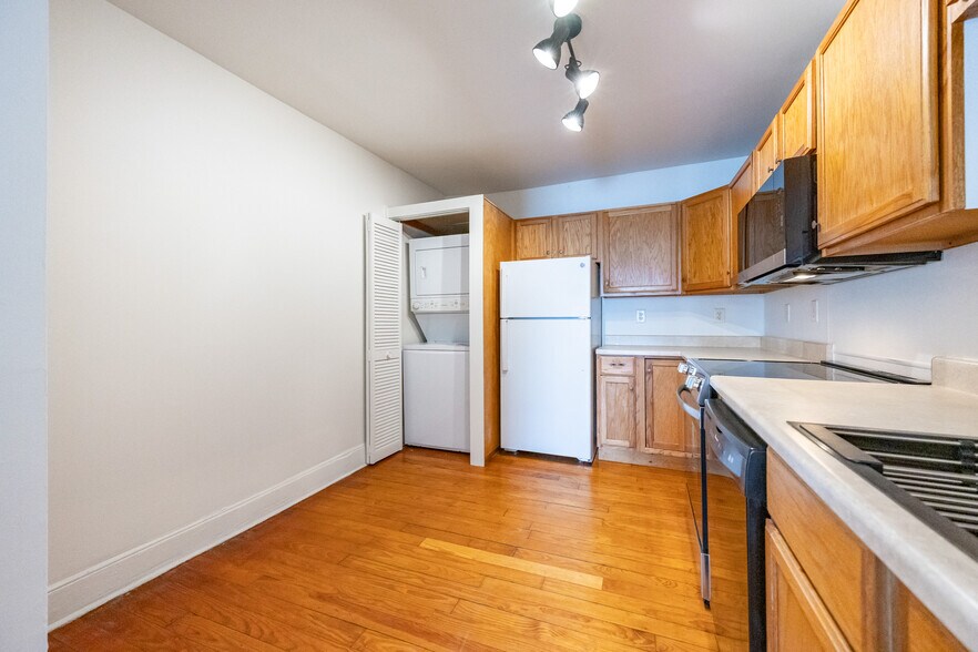 Building Photo - 50 Hancock St