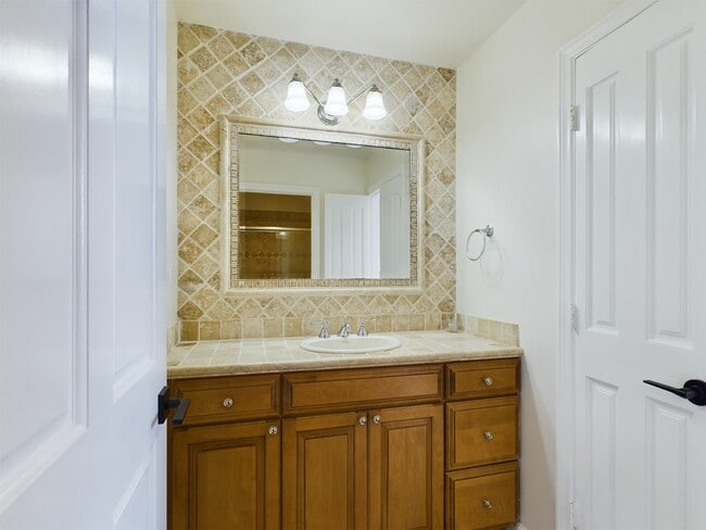 Building Photo - 2543 Caminito Muirfield