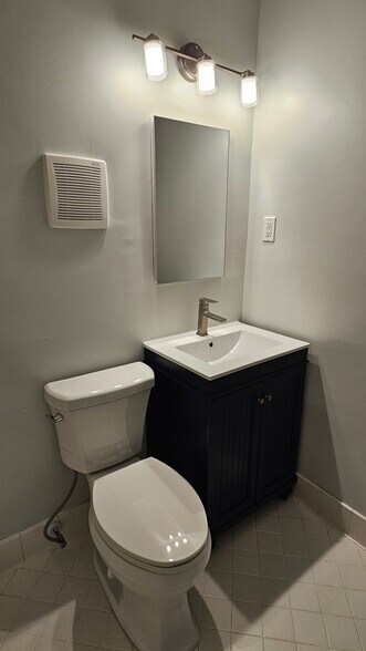 Building Photo - 6736 Hartsell Pl