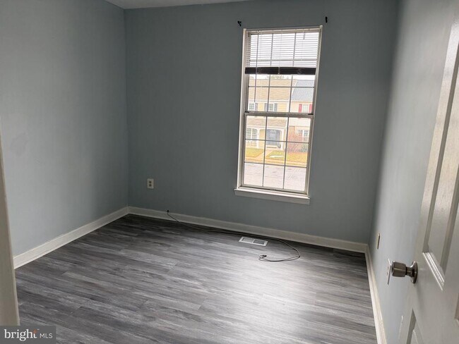 Building Photo - 30 Woodhollow Ct