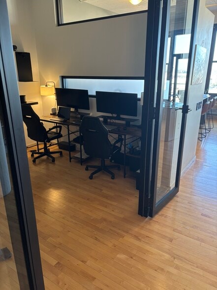 Building Photo - 290 Market St