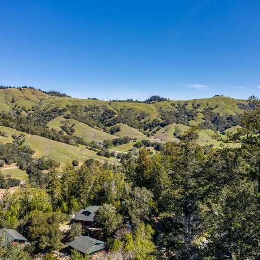 Building Photo - 25 Fir Ave