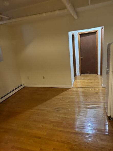 Building Photo - 115 St Stephen St