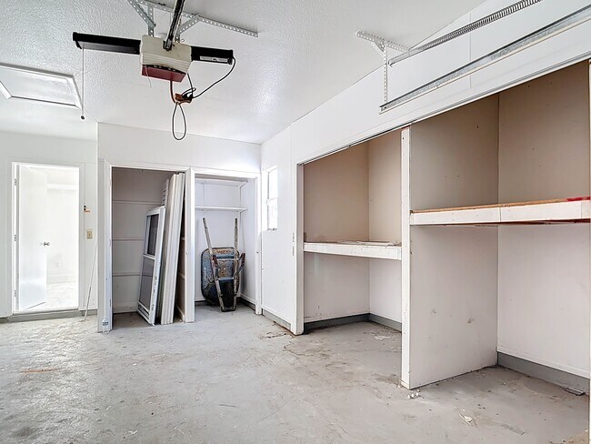 Building Photo - 4487 Pocatella Ave