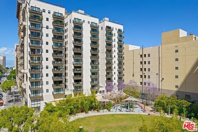 Primary Photo - 416 S Spring St