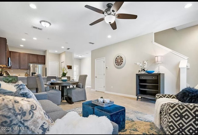 Building Photo - 12926 Ludo Rd