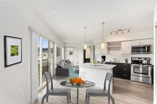 Building Photo - Tria Apartments