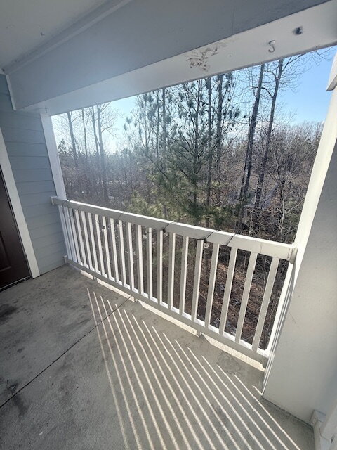 Building Photo - Beautiful Spacious Condo in Midlothian ready for move in!