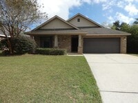 Building Photo - Charming 3-Bedroom Home