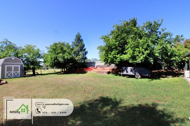 Building Photo - 1437 Mariposa Ct