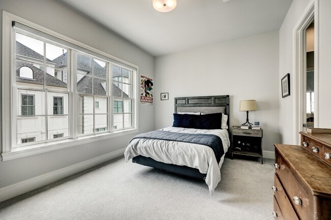 Building Photo - 6103 Alexandra Grove Pl