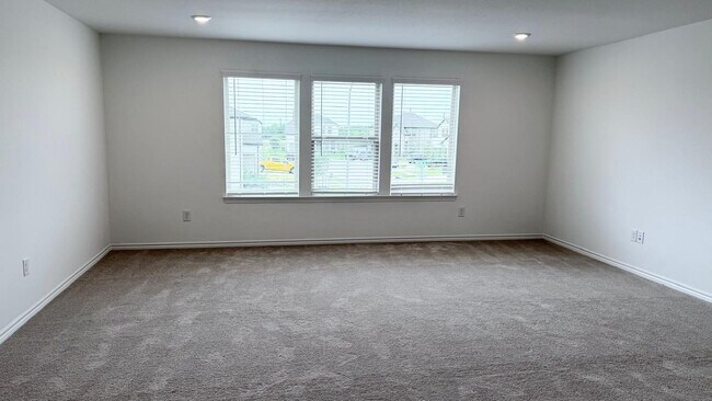 Building Photo - 1372 Bright Hl Dr