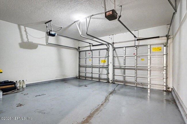 Building Photo - 7493 DEVONDALE Way