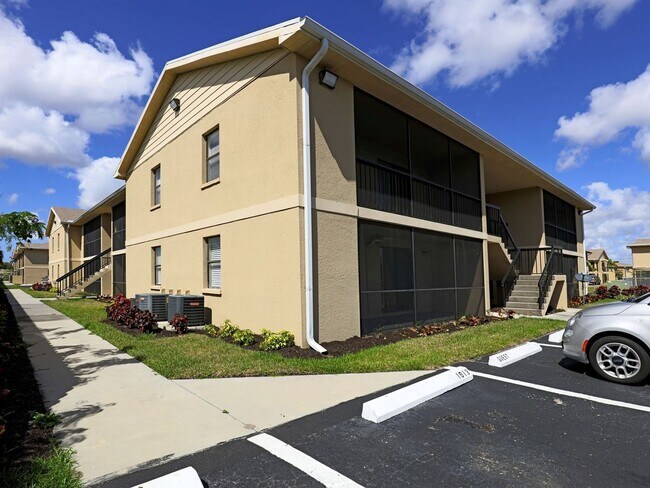 Building Photo - Mystic Gardens 5319-1905