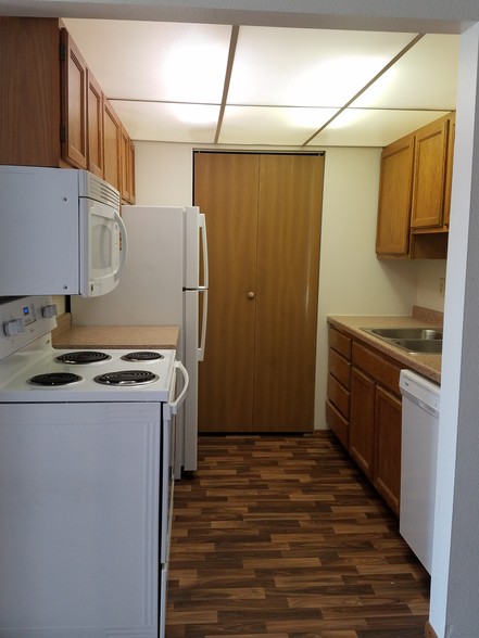 Updated Kitchens with All Appliances - Cedar Park Apartments