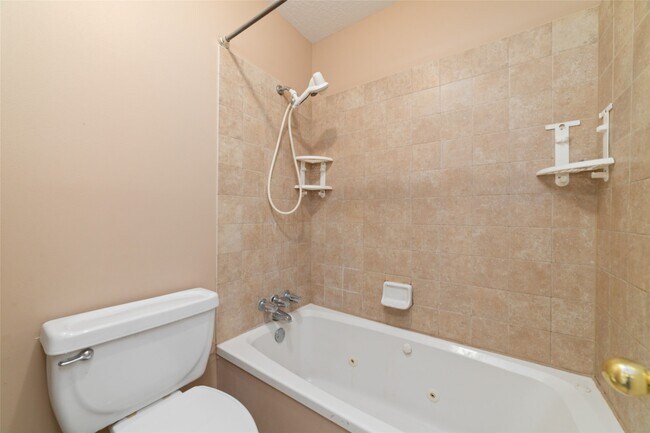 Building Photo - 14250 Laffite Dr