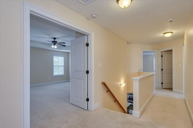 Building Photo - 716 Gallaway Ln