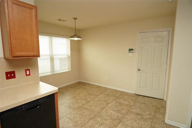 Building Photo - 21623 Dean Dale CRT