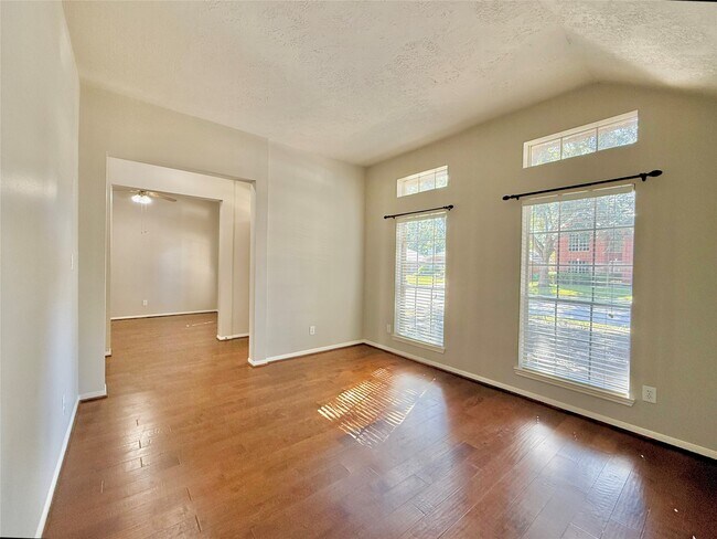 Building Photo - 1803 Moston Dr