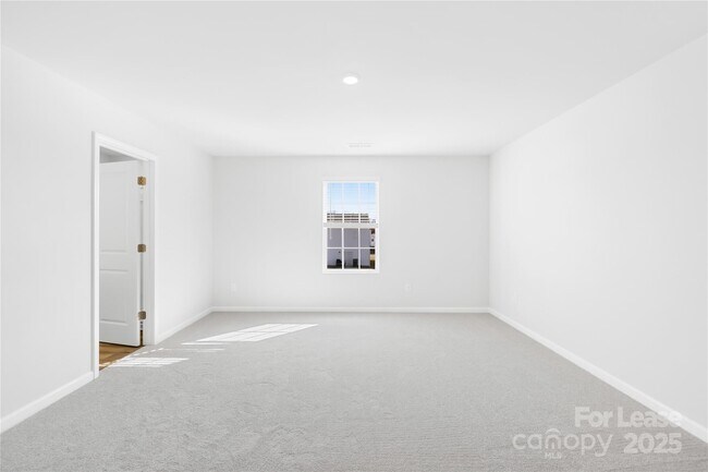 Building Photo - 13239 Hampton Bay Ln