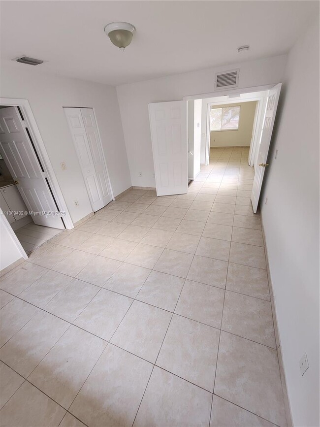 Building Photo - 2685 SW 83rd Terrace