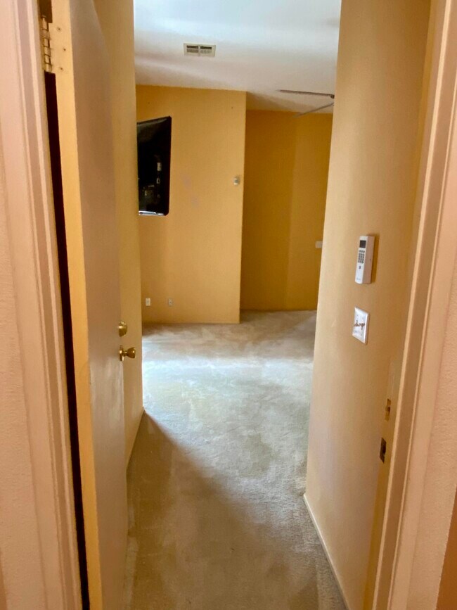 Building Photo - 28851 Avenida Diosa