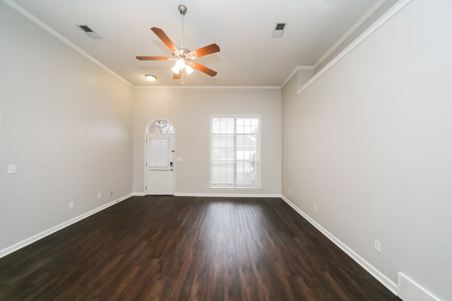 Building Photo - 2609 Wood Sage Dr