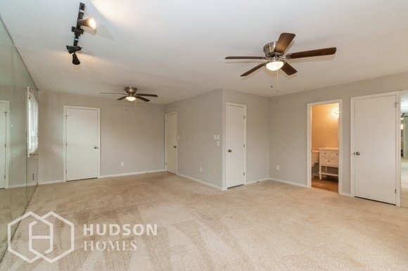 Building Photo - AVAILABLE NOW! - 129 Tartan Terrace Chalfo...
