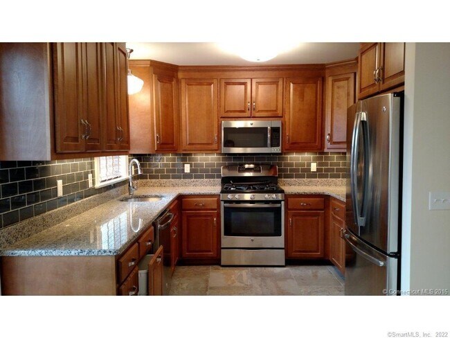 Building Photo - 1 Hamilton St