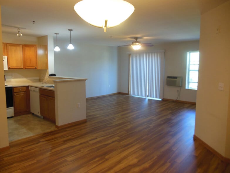 Building Photo - Washington Court Apartments