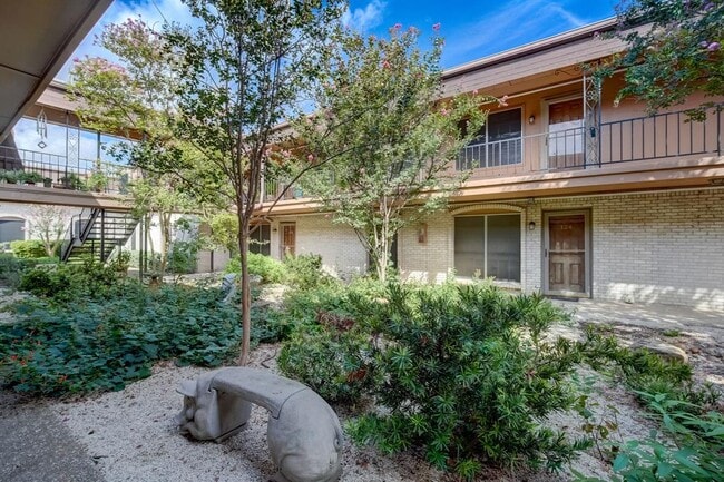 Building Photo - 7801 Shoal Creek Blvd