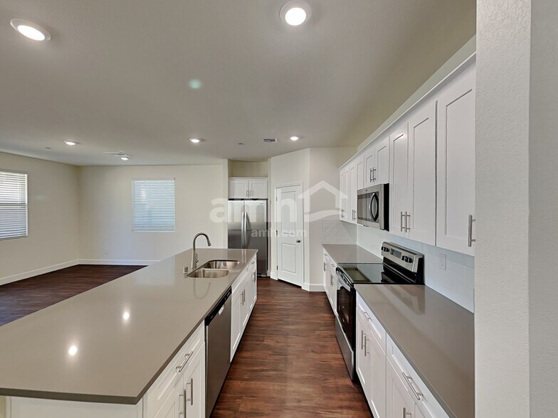 Building Photo - 290 Dahlia Rachel Pl