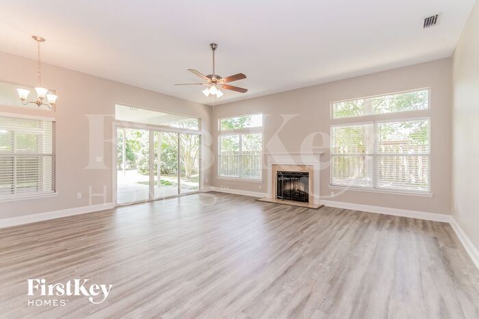 Building Photo - 14574 Christen Dr